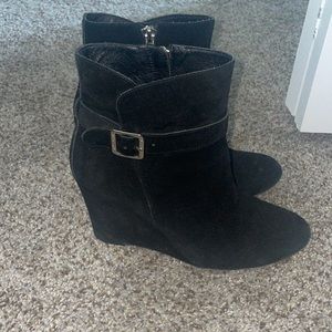 Vince Camuto black bootie with small silver buckle 8.5